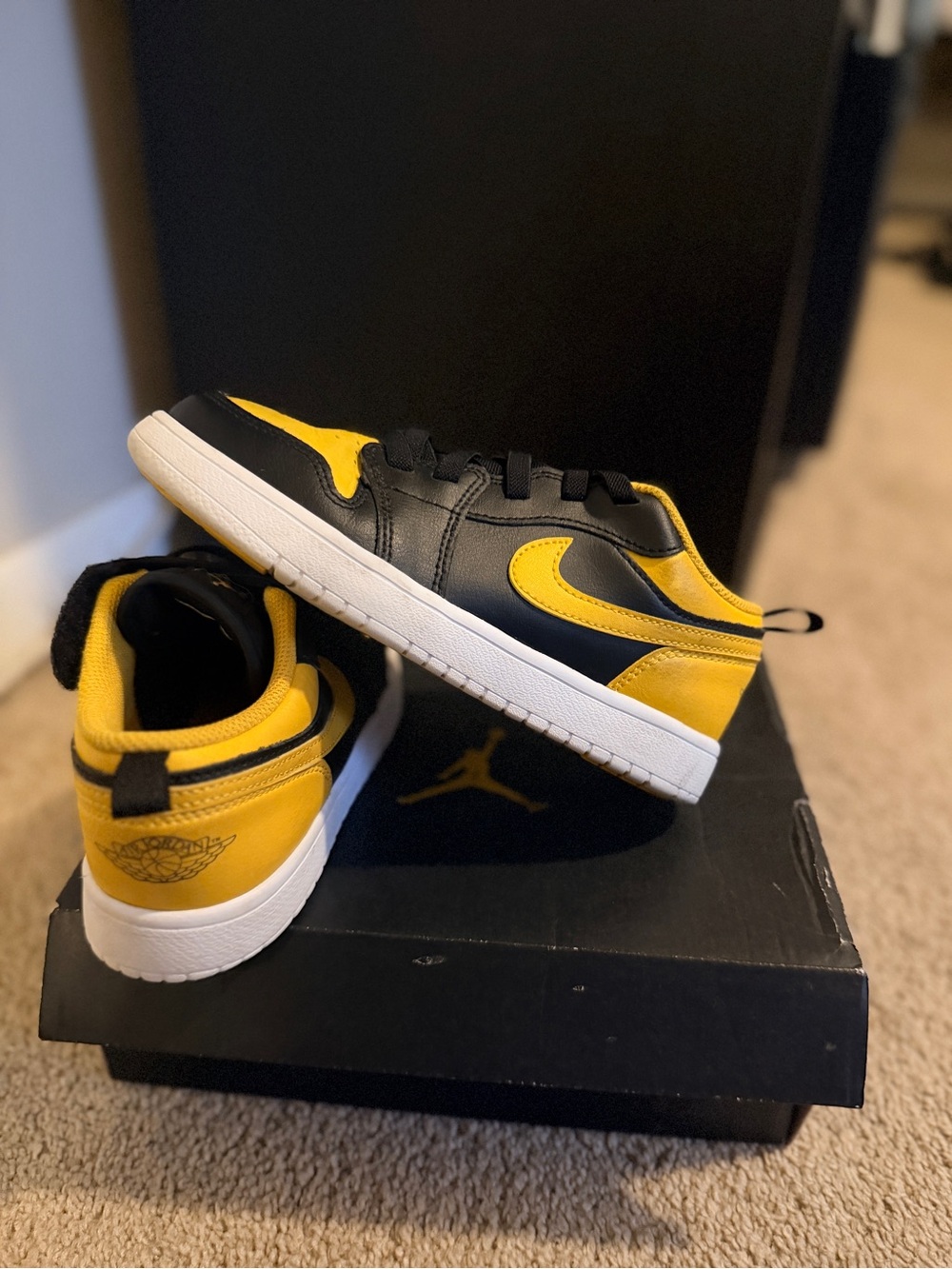 Jordan Kids Black and Yellow Low-Top Sneakers